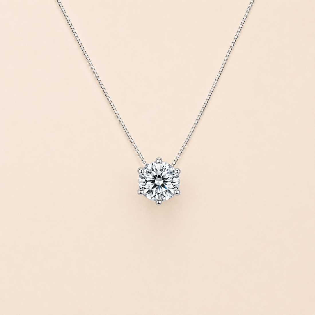 De Lumen Classic Moissanite Necklace in S925 sterling silver with moissanite pendant