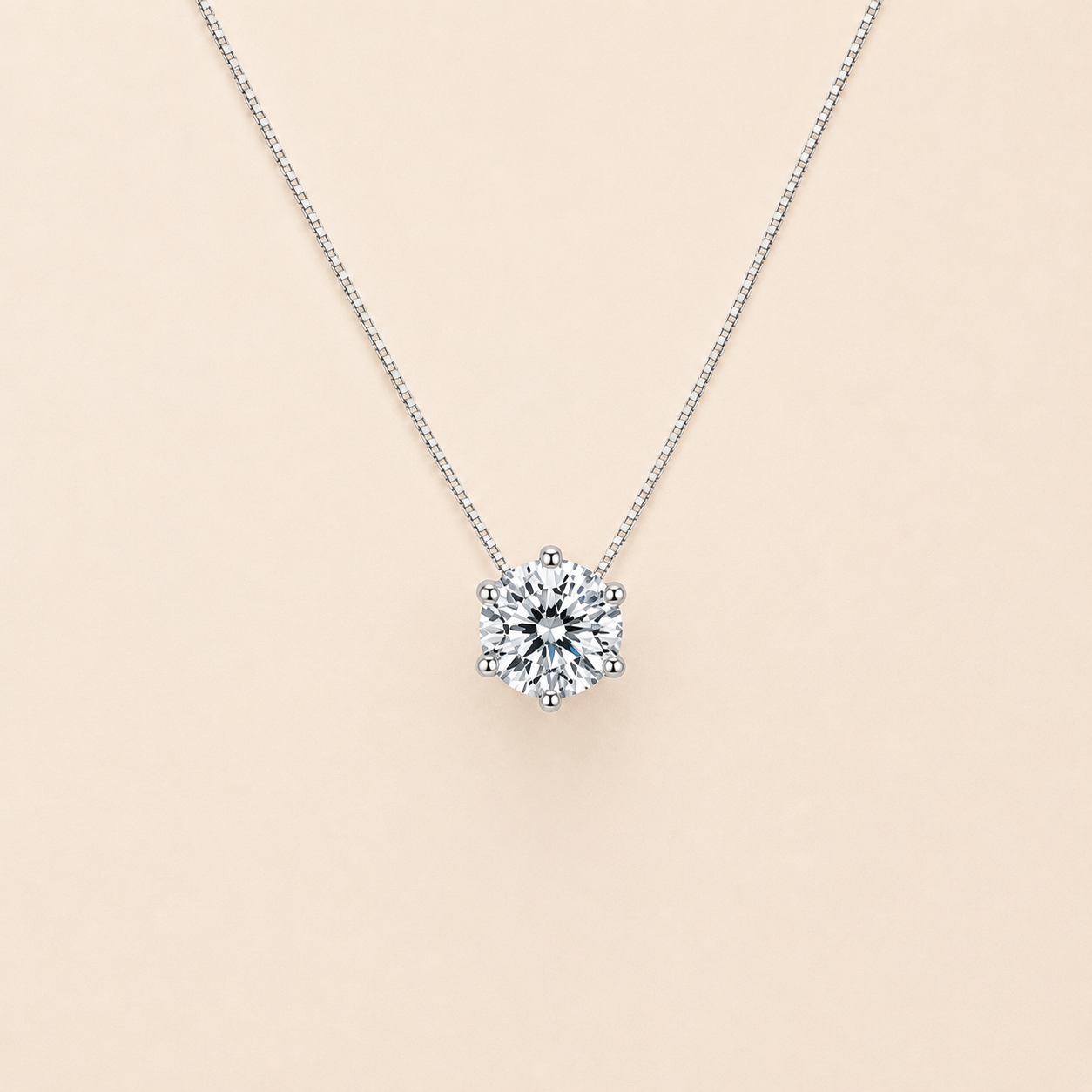 De Lumen Classic Moissanite Necklace in S925 sterling silver with moissanite pendant